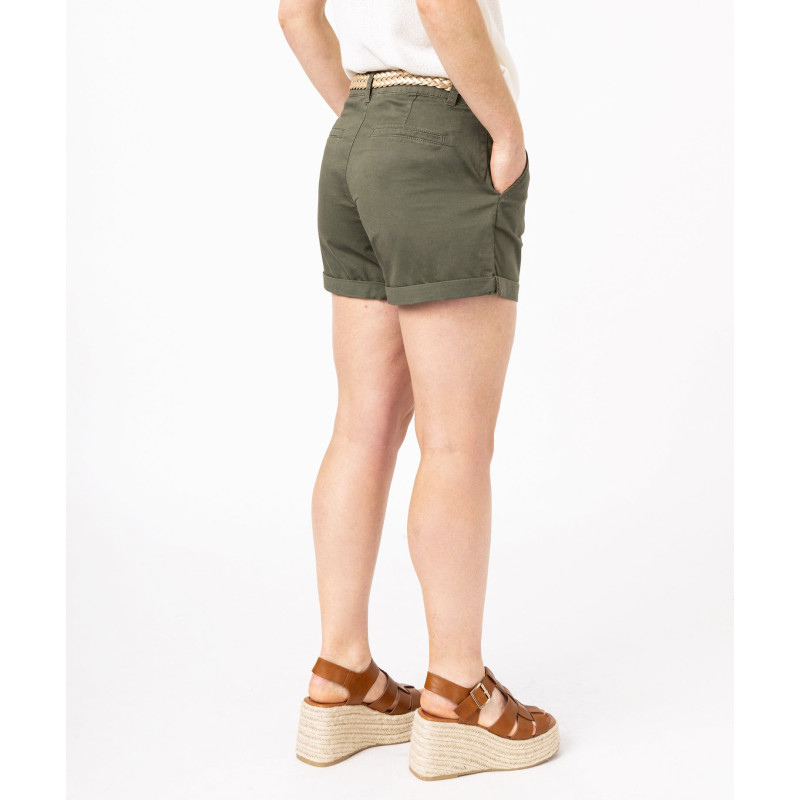 Short chino en stretch avec ceinture tressée dorée femme