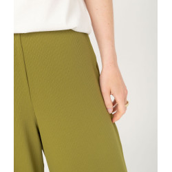 Pantalon large et fluide en maille côtelée femme