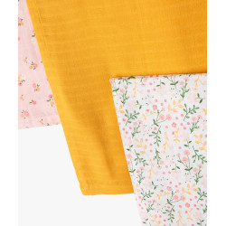 Lange à motifs fleurs en gaze de coton bébé (lot de 3) Lange à motifs fleurs en gaze de coton bébé (lot de 3)